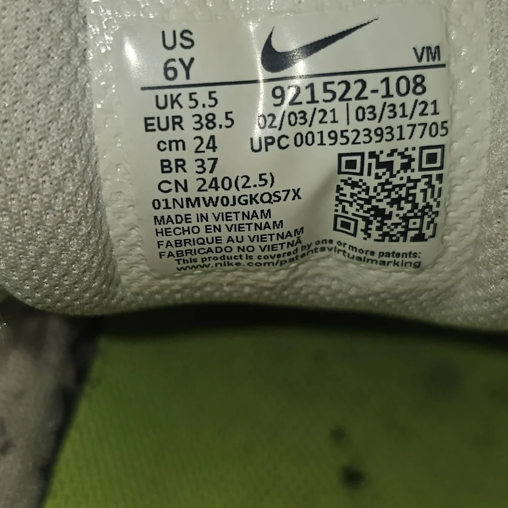 Nike stylish sneakers